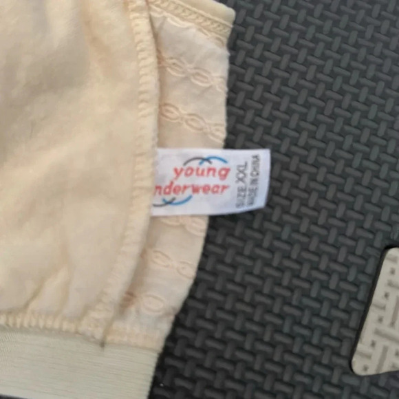 Young Underwear Yellow Girls Training Bra - Size XXL 11 inches PTP - Picture 4 of 4